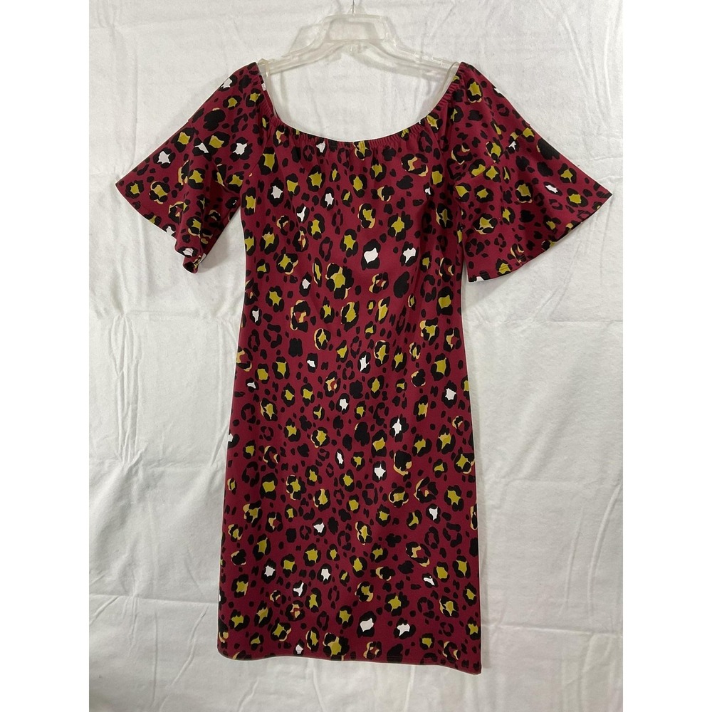 Mangosteen Dress Womens 1X Red Leopard Print Short Bell Sleeve Shift Knee Length